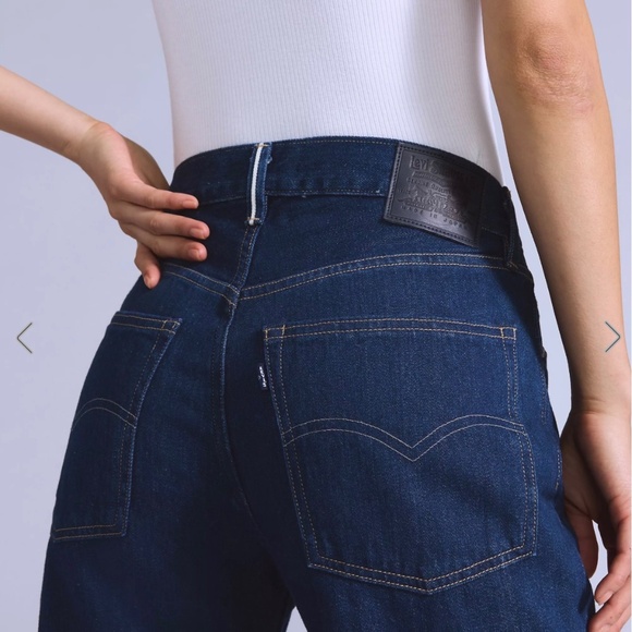 Women’s Levi’s Blue Tab Carve - Picture 2 of 5